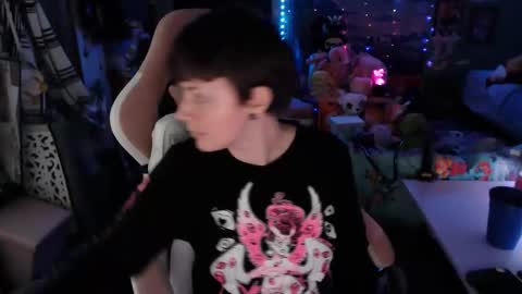 Snapshot of nerdy_squirty chatting on May 2, 7:13 am NerdySquirty online show from May 2, 7:13 am