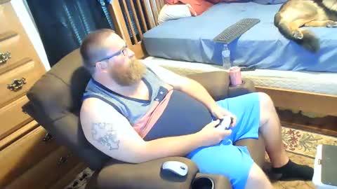 Snapshot of nerdychub4fun chatting on May 30, 2:25 pm nerdychub4fun online show from May 30, 2:25 pm