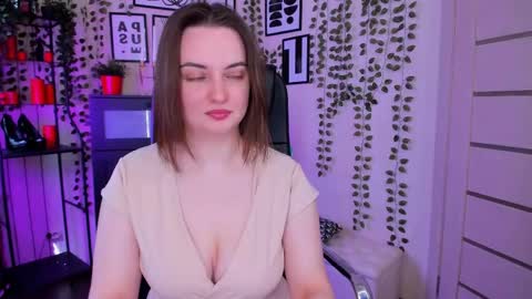 nero_asta online show from May 24, 10:53 am