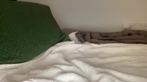 Snapshot of neroaugustus chatting on January 1, 4:29 pm neroaugustus online show from January 1, 4:29 pm