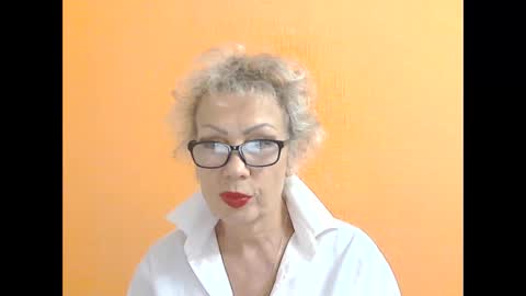 Snapshot of nessyjenixs chatting on September 22, 5:04 pm NessyJenixs online show from September 22, 5:04 pm