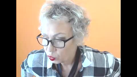 Snapshot of nessyjenixs chatting on October 7, 8:11 am NessyJenixs online show from October 7, 8:11 am