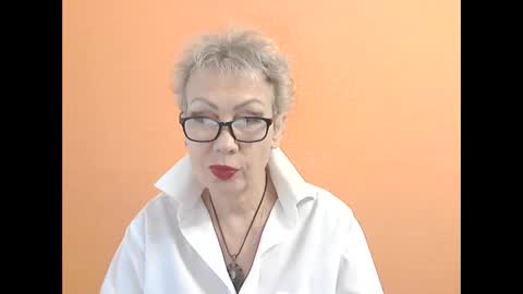 Snapshot of nessyjenixs chatting on November 16, 8:53 am NessyJenixs online show from November 16, 8:53 am