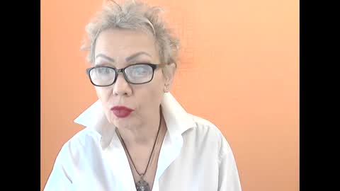 Snapshot of nessyjenixs chatting on November 18, 8:30 am NessyJenixs online show from November 18, 8:30 am