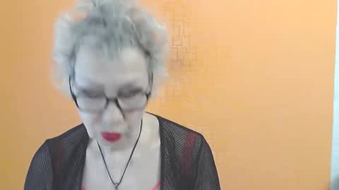 Snapshot of nessyjenixs chatting on February 20, 8:38 am NessyJenixs online show from February 20, 8:38 am