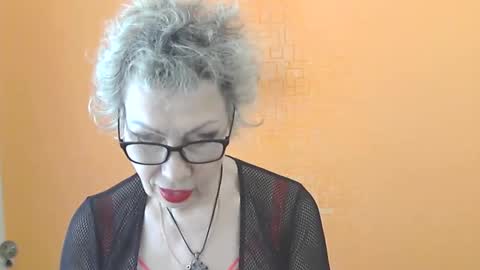 Snapshot of nessyjenixs chatting on April 1, 7:42 am NessyJenixs online show from April 1, 7:42 am
