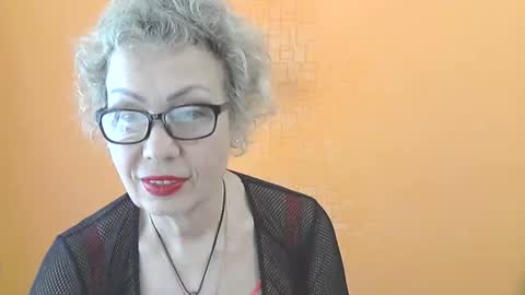 Snapshot of nessyjenixs chatting on April 8, 7:19 am NessyJenixs online show from April 8, 7:19 am