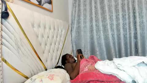 netfux_and_chill online show from February 10, 9:13 am