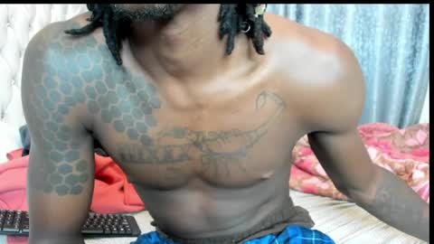 netfux_and_chill online show from May 18, 2:51 am