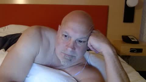 Snapshot of nethggoes85 chatting on March 30, 4:46 am nethggoes85 online show from March 30, 4:46 am