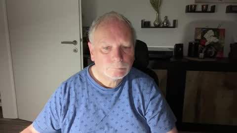 Snapshot of nettermann1968 chatting on October 23, 4:34 am nettermann1968 online show from October 23, 4:34 am