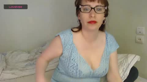 nettie789 online show from May 14, 6:09 am