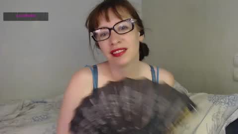 nettie789 online show from July 7, 7:45 am