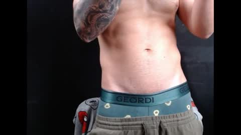 Snapshot of neuttron chatting on April 1, 4:48 pm neuttron online show from April 1, 4:48 pm