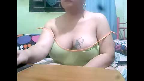 Snapshot of new_taboo_fetishqueen chatting on March 16, 2:21 pm mariapaula online show from March 16, 2:21 pm