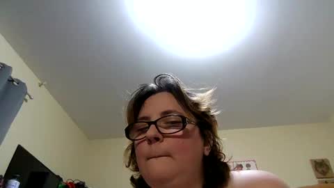 Snapshot of newfieocean401672 chatting on December 10, 3:20 am newfieocean401672 online show from December 10, 3:20 am