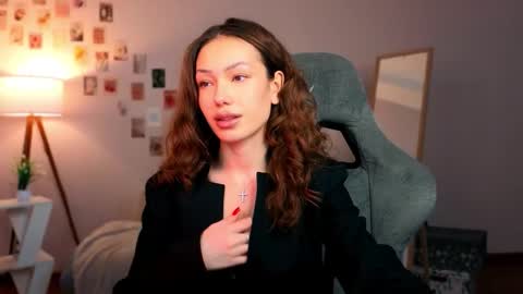 Lilly online show from February 10, 11:47 am