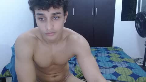Snapshot of ney_quiroz chatting on February 2, 2:43 am ney hotman online show from February 2, 2:43 am