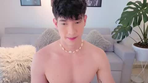   online show from January 15, 5:05 pm