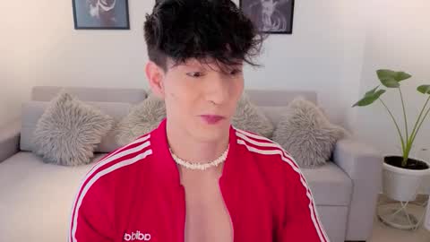   online show from February 25, 4:49 pm