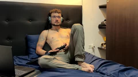 neythancopper online show from March 8, 12:09 pm