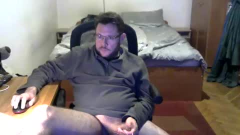 Snapshot of nezoss chatting on February 16, 4:47 pm nezoss online show from February 16, 4:47 pm