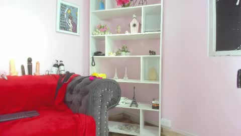 nezzukoo online show from May 12, 8:17 pm