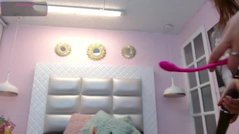 nezzukoo online show from May 14, 7:31 pm