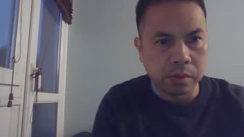 nguyen7788789 online show from October 12, 5:39 am