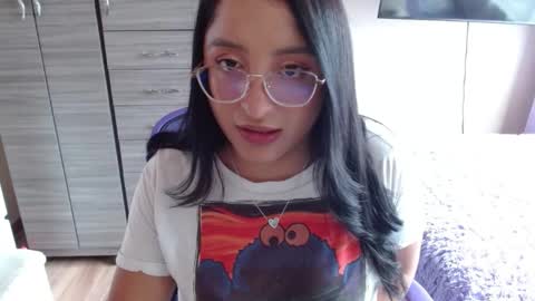 Snapshot of nia_cop chatting on January 2, 4:56 pm Dani online show from January 2, 4:56 pm
