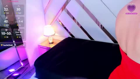 Nia online show from March 8, 3:54 am