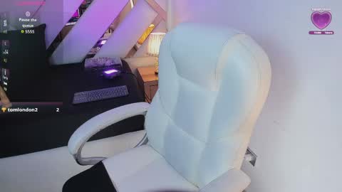 Nia online show from March 19, 4:27 am