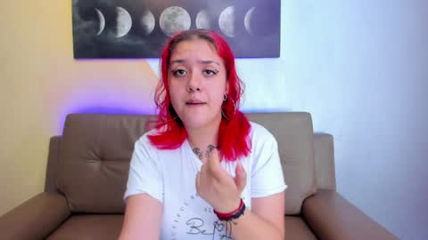 Snapshot of nia_stark chatting on January 13, 3:04 pm Estefani online show from January 13, 3:04 pm