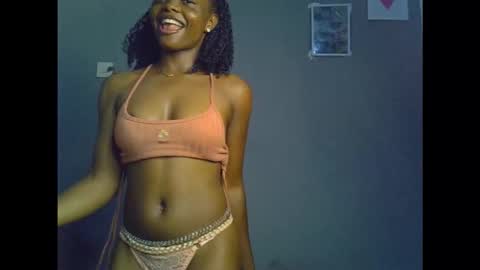 Snapshot of niababy5 chatting on January 15, 5:27 pm Niababy5 online show from January 15, 5:27 pm