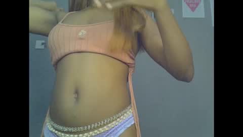 Snapshot of niababy5 chatting on January 31, 7:12 pm Niababy5 online show from January 31, 7:12 pm