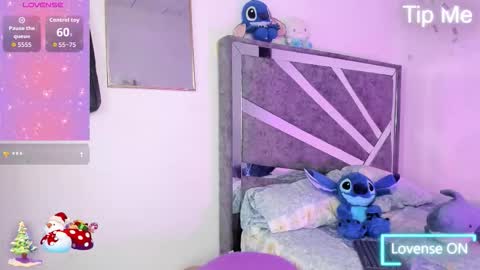 Snapshot of niall_falcon chatting on December 18, 2:45 pm Niall online show from December 18, 2:45 pm