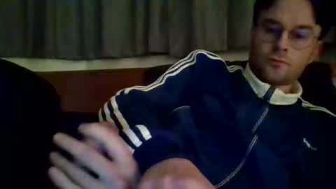 niallthewanderer online show from March 24, 12:04 am