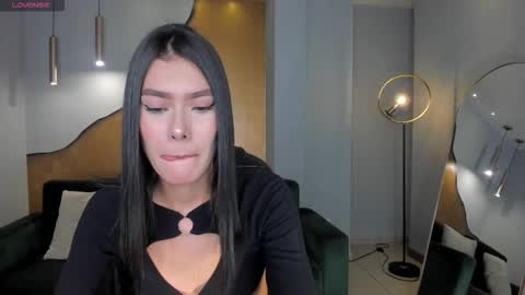 Call me Nia  online show from February 5, 3:22 am