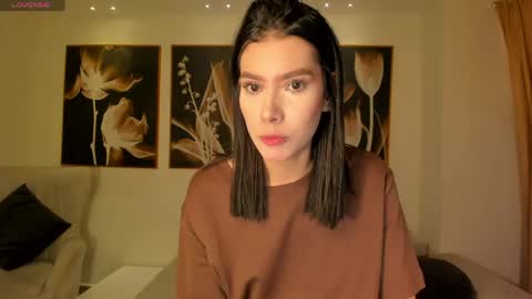 Snapshot of niasalvatore chatting on April 19, 5:23 pm Call me Nia online show from April 19, 5:23 pm