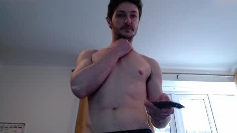 Snapshot of nice_2_meet_you chatting on February 6, 12:37 pm Riley online show from February 6, 12:37 pm