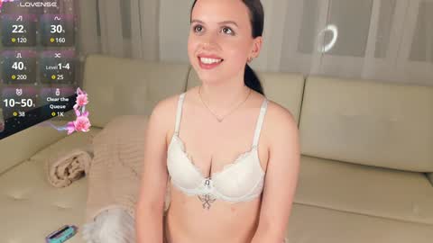 Alice  online show from January 7, 2:19 pm