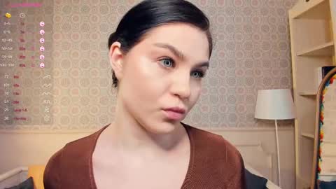 Alice  online show from February 11, 8:15 am