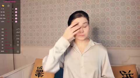 Alice  online show from March 6, 7:14 am