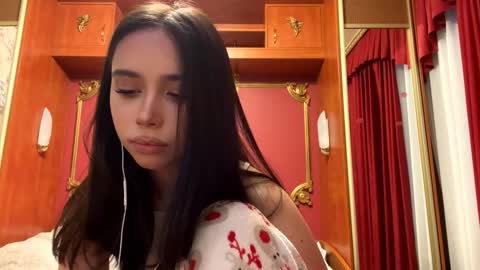 Alice  online show from February 24, 3:10 pm