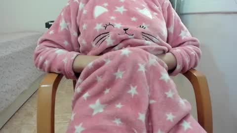 Snapshot of nicebrown chatting on October 31, 11:00 am Sfora online show from October 31, 11:00 am