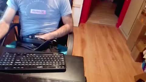 nicecck24 online show from December 18, 5:13 am