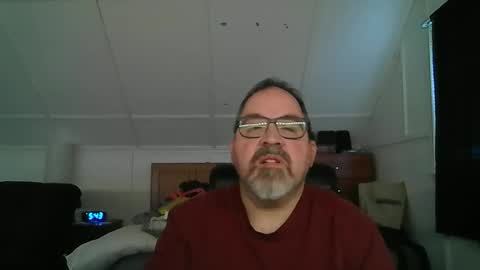 Snapshot of niceguy7208 chatting on May 3, 9:43 pm niceguy7208 online show from May 3, 9:43 pm