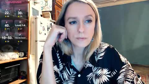 Snapshot of nicekat chatting on November 16, 8:03 pm Kathrine online show from November 16, 8:03 pm