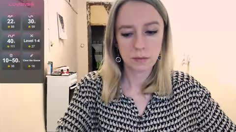 Snapshot of nicekat chatting on December 18, 7:53 pm Kathrine online show from December 18, 7:53 pm