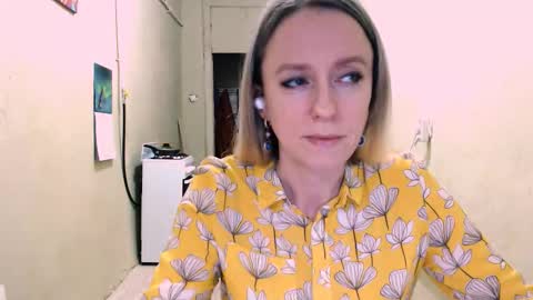 Snapshot of nicekat chatting on February 5, 10:03 pm Kathrine online show from February 5, 10:03 pm